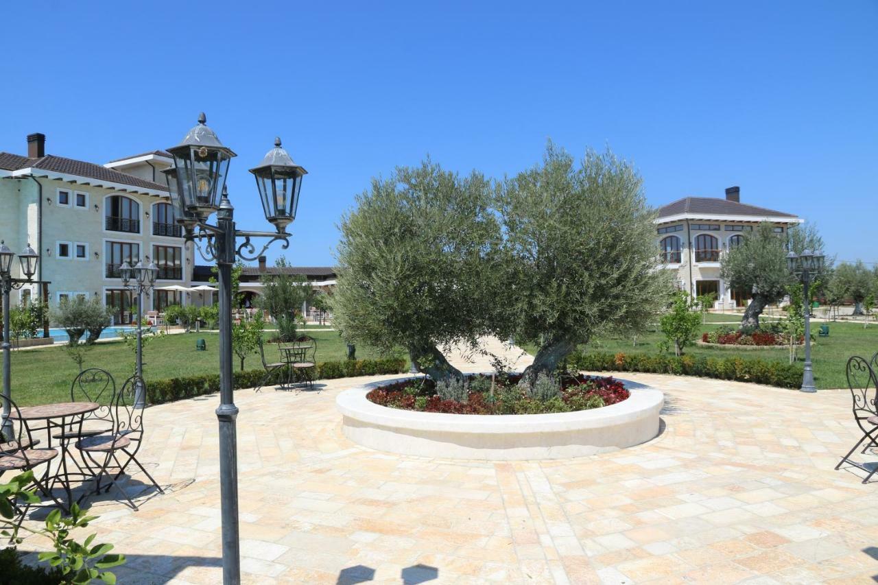 Vinea Resort Durrës Exterior foto
