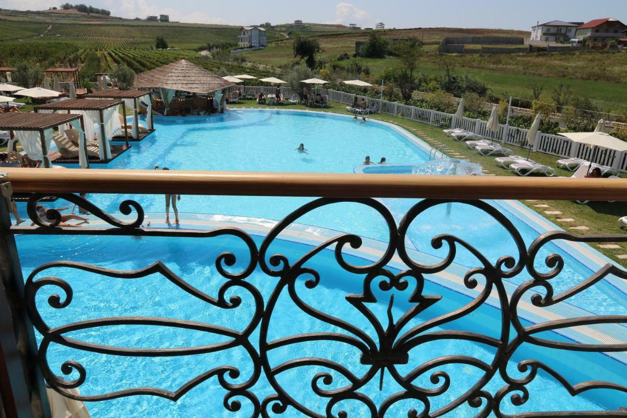 Vinea Resort Durrës Exterior foto
